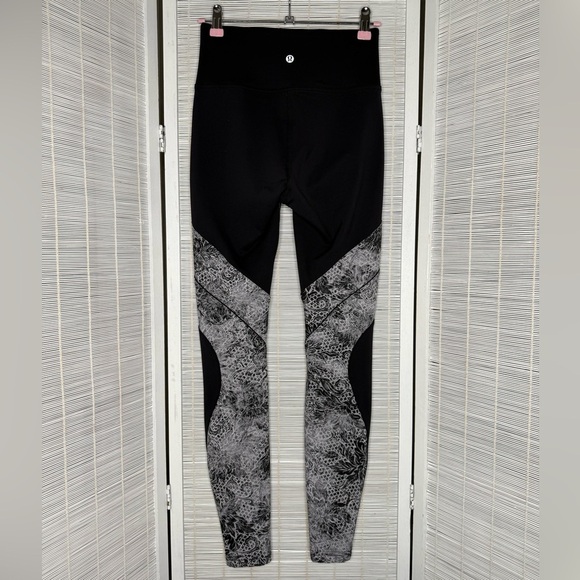 Lululemon Sweat & Repeat Tight 28 Inch Black Blend Size 4 High Rise Yoga - Picture 4 of 6